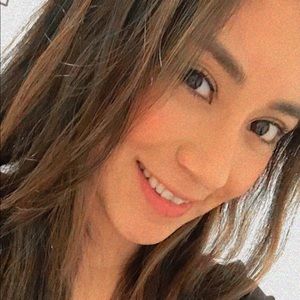 Meet your Posher, Yenifer